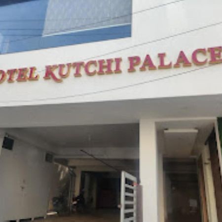 Hotel Kutchi Palace, Dwarka Exterior photo
